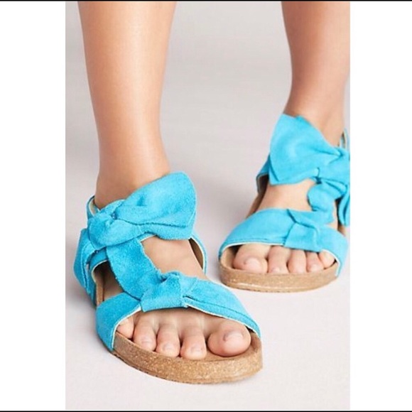 Jeffrey Campbell Shoes - 😍 Birkenstock style Jeffery Campbell Sandals